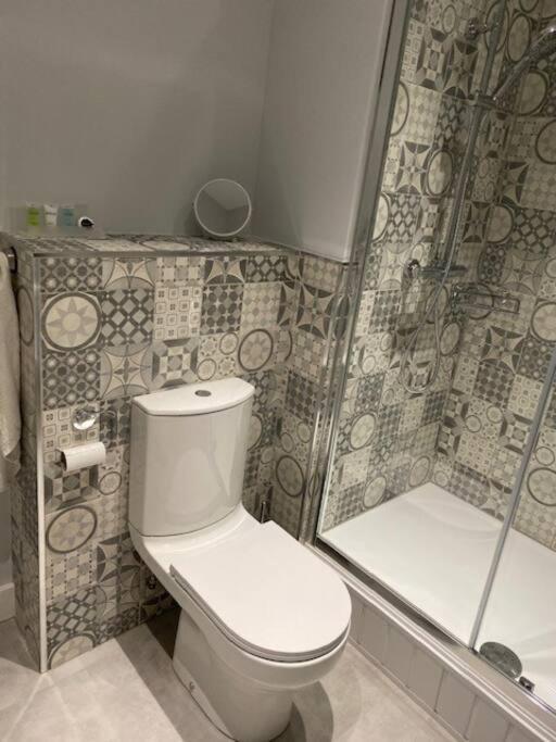 Luxury Mumbles View Studio Apartment Свонсі Екстер'єр фото